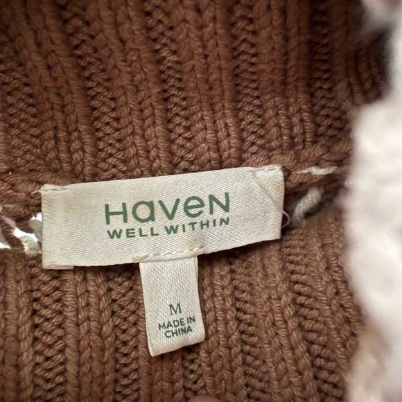 Have Women's Taupe and Cream Turtleneck Sweater - Picture 5 of 5